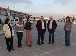 El consejero de Fomento, Roberto Media, ha visitado San Vicente de la Barquera j…